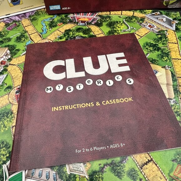 2005 Clue Mysteries Decoding Detective 50 Cases Board Game Parker Bros COMPLETE - Picture 12 of 16